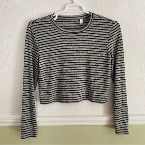 🦋4/$20 SALE - NWT Cropped Pacsun Striped Long Sleeve Shirt